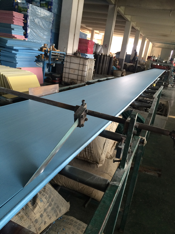 闡述XPS擠塑板的阻燃標(biāo)準(zhǔn)